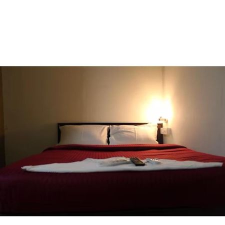 Hotel Saffron Inn Mumbai  Buitenkant foto